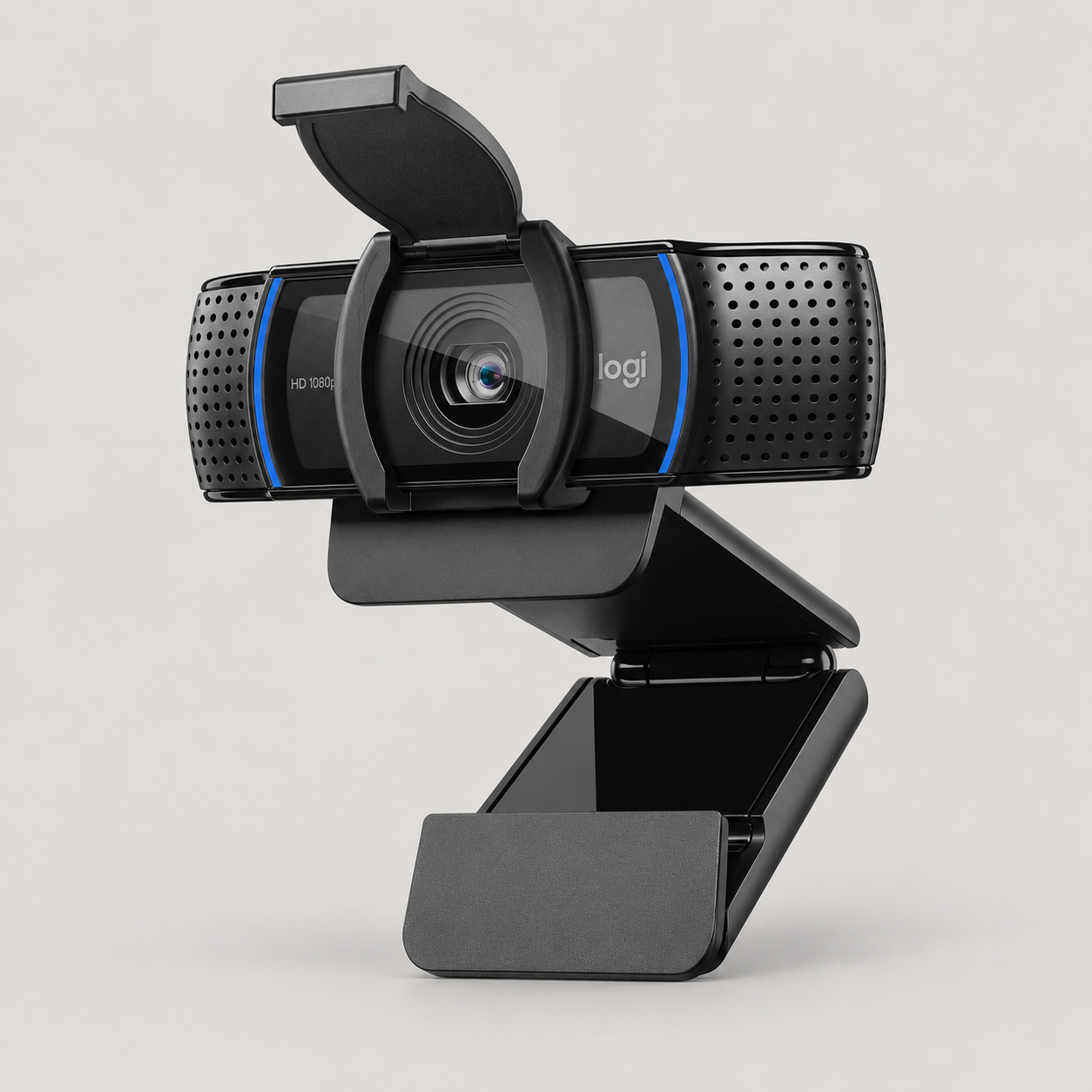 Editorial illustration of Logitech C920s Pro HD, black with privacy shutter; visible model recognition only, not a technical or complete-pack diagram.